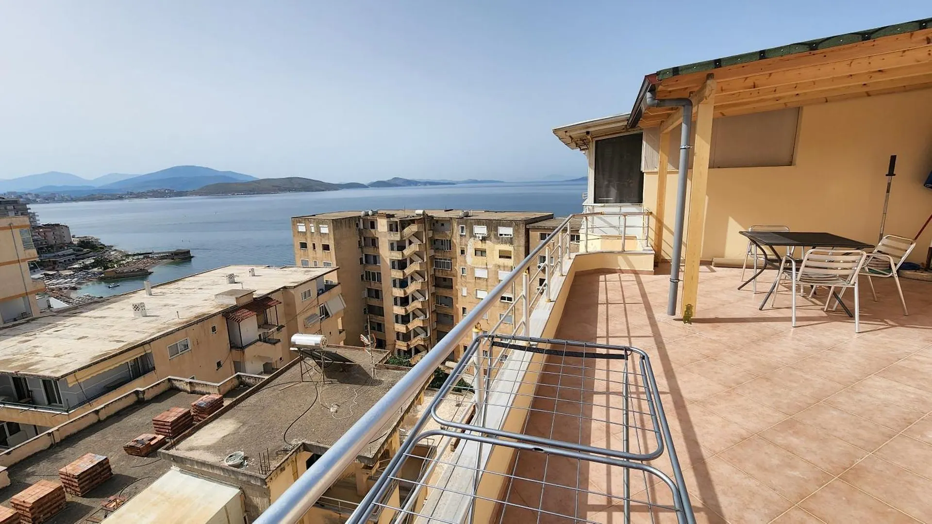公寓 Glen'S Rooftop Sarandë 阿尔巴尼亚